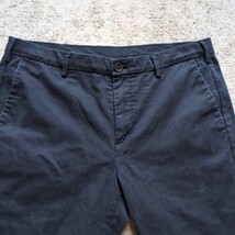 UNIQLO Straight Chino Pants Men&#39;s Size 32X34 Black Color Pockets  Casual... - $15.84