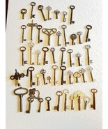 vtg skeleton &amp; watch key lot of 46 Nice Collection - $203.09 CAD