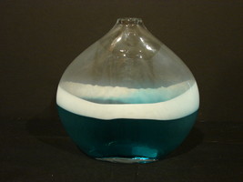 Unusually Shaped Flat Aqua Colored Decorative Vase Titled “Shoreline”. - £5.46 GBP
