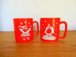 The Old Pottery Company Santa Claus and Penguin Christmas Coffee Tea Cocoa Mugs - £19.24 GBP