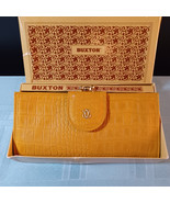 Vintage Buxton Ladies Wallet Top Grain Cowhide in Original Box - $452.37 MXN
