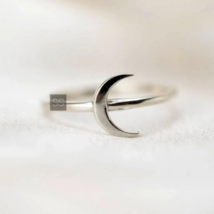 Half Moon Ring, Handmade Ring, 925 silver Ring, Women Ring, Dainty Ring - £33.49 GBP