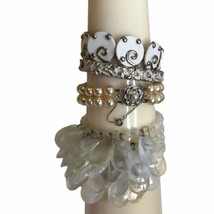 Vintage Bracelet Lot White Bangles Bead strands Retro Mod boho - £15.63 GBP