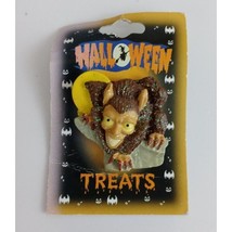 New Halloween Treats Werewolf Full Moon Glitter Lapel Hat Pin - £5.04 GBP