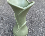 Haeger Green Tulip/Lotus Vase 10&quot; Tall No Chips, Cracks or Crazing - $38.77