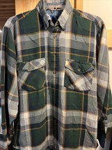 Vintage Towncraft Men’s M Green Plaid Long Sleeve Button Down Acrylic Shirt - £15.38 GBP