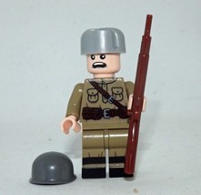 Minifigure Custom Toy Russian Army WW2 Soldier with winter hat - £4.24 GBP