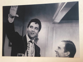 Elvis Presley Candid Photo Elvis And Harry Morgan Black and White 4x6 EP2 - $5.93