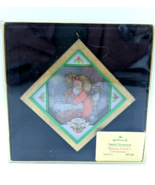 BETSEY CLARK&#39;S CHRISTMAS Hallmark Square Shadowbox Ornament 1979 DIORAMA... - £13.69 GBP