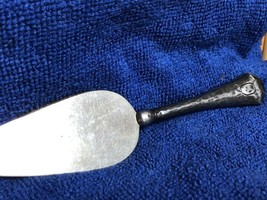 Sterling Silver 6&quot; Cake Pie Dessert Server hammered w hexagon shield art... - $24.74