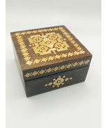 Vintage Handcrafted Wood Box With Rustic Design Straw Inlay - €41,39 EUR