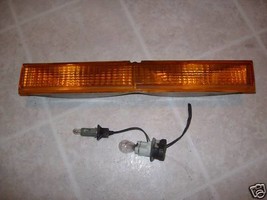 1988 1989 1990 1991 Crown Victoria Right Front Marker Light Used Oem Orig Ford - £77.89 GBP