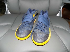 Nike 826673-447 Kyrie 2 GS Mid Navy University / Gold Basketball Shoes S... - $32.85