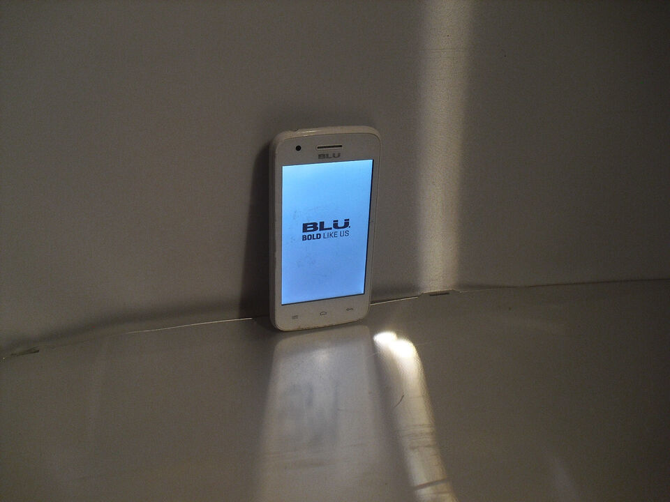 Primary image for blu   dash  L  cell  phone   not  tested