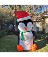 Holiday Living Gemmy Christmas 8.49&#39; Penguin Santa Hat Airblown Inflatab... - $5,392.07 MXN