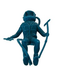 Astronaut MPC Army Men Toy Soldier plastic military figure vtg Marx Space BLUE 3 - $13.81