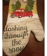 Dashing through the snow oven mitt upc 639277777355 - $355.25 MXN