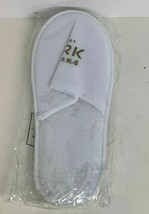 Pair Of White Mens Standard Slippers From Park Taipei Hotel Taipei,Taiwan - $7.89