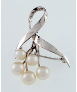 Mikimoto Sterling Silver Vintage Pearl Brooch Nice Condition - $5,815.81 MXN