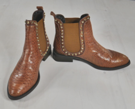 Vince Camuto Brown Croc Print Frencel Chelsea Leather Ankle Boots Wms Sz 10 EUC - £42.69 GBP