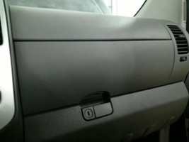 XTERRA    2010 Glove Box 104822468 - £53.88 GBP