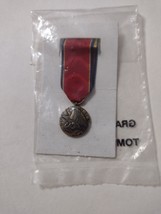 NAVY RESERVE GOOD CONDUCT OBSOLETE MEDAL MINIATURE NIP :KY23-4 - $9.85
