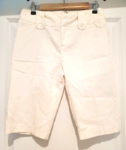 Cato Womens 4 Bermuda White Dressy Shorts 10&quot; Rise 13” Inseam Flat Front - £20.13 GBP