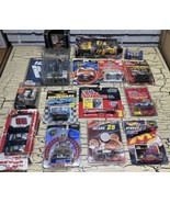 15 VTG Nascar Diecast Race Car &amp; Figurine Mixed Lot Ryan Newman Dale Ear... - $920.94 MXN