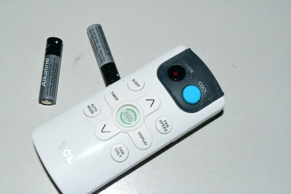 TCL 22013-000262 A/C Air Conditioner OEM Remote TESTED W BATTERIES GENUINE - $16.19