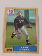 Kent Hrbek Minnesota Twins 1987 Topps Card #679 - £0.77 GBP