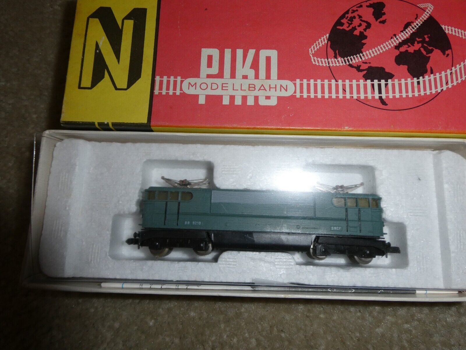 Vintage N Scale Piko 5/4102 SNCF BB 9210 E-Lok Locomotive in Box - $88.11