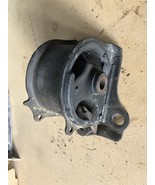 96 97 98 99 00 Honda Civic passenger right transmission motor engine mou... - $24.74