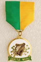 Vintage Jewelry Award Medal Two Tone Ribbon Pin Band Music Seattle Washi... - $12.86