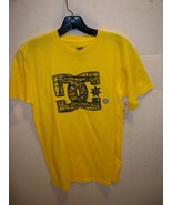 DC SHOES MEN&#39;S GUYS CLASSIC FILLED BLUE YELLOW LOGO T SHIRT TEE NEW $30 - £14.21 GBP