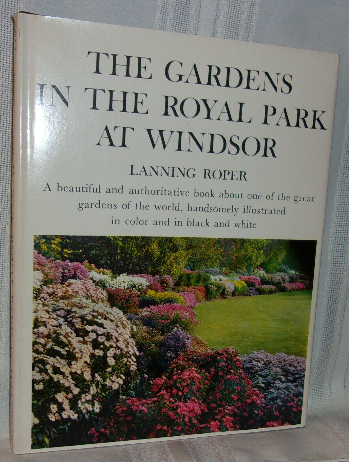 Primary image for Lanning Roper GARDENS IN THE ROYAL PARK AT WINDSOR First edition Hardcover DJ