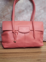 Radley London Pebble Leather Shoulder Bag  Burnham Beeches Coral Pink - $3,709.46 MXN