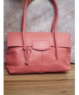 Radley London Pebble Leather Shoulder Bag  Burnham Beeches Coral Pink - $3,689.67 MXN