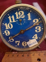 Vintage mechanical clock [CLK10325] - $49.00