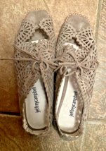 JEFFREY CAMPBELL ESPEJO TAUPE SUEDE LACE UP WEDGE SANDALS size 8 - €24,93 EUR