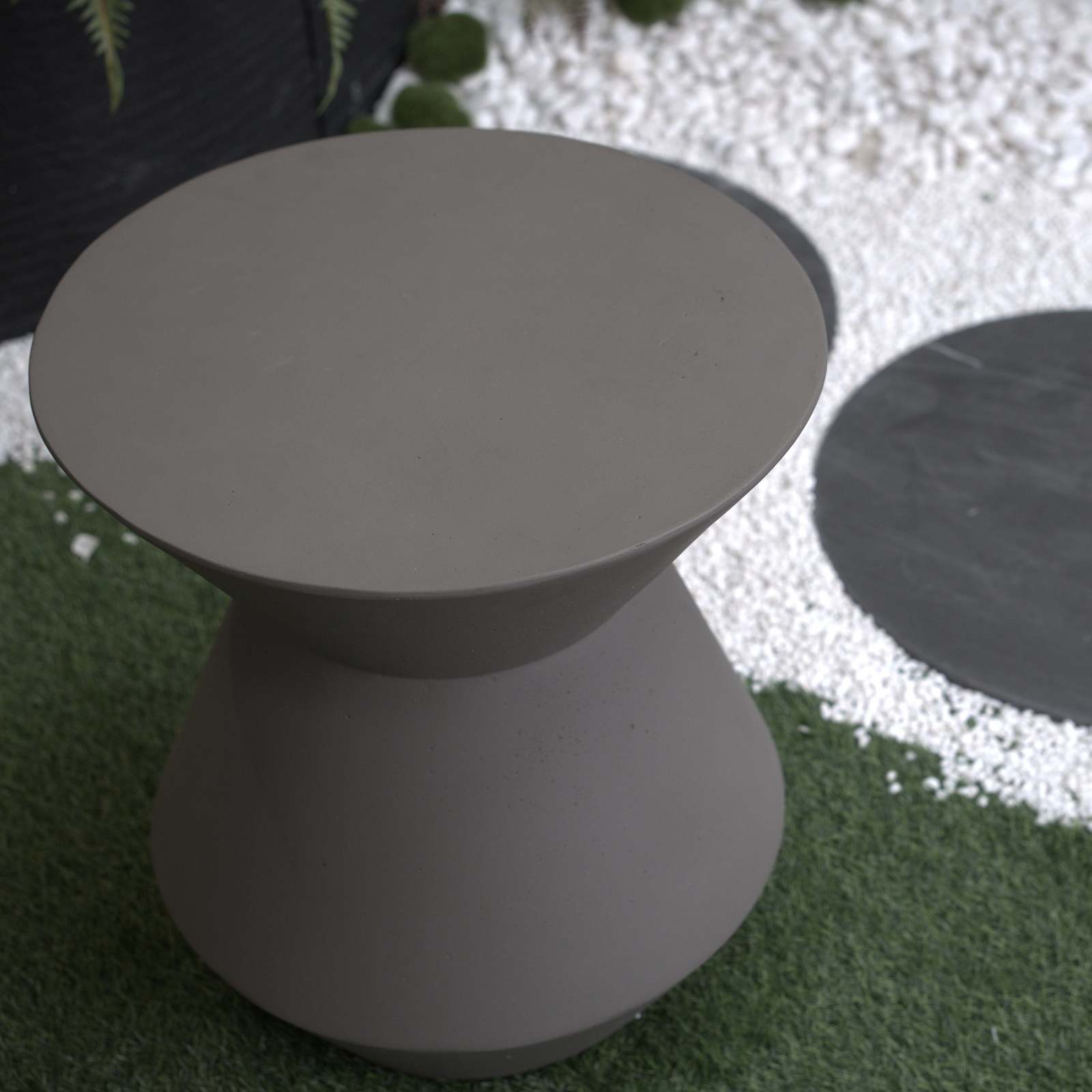 Modern Patio Accent Table: Sturdy & Stylish Item image 11