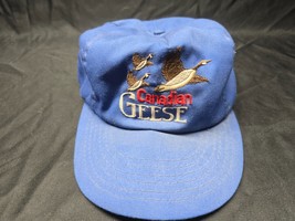 Vintage CANADIAN GEESE Embroidered Hat Snapback Trucker Solid Cap - ONE ... - $382.06 MXN