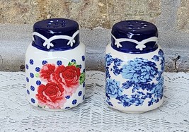 Pioneer Woman Red Frontier Rose Blue Polka Dot White Salt And &amp; Pepper Shakers - £18.53 GBP