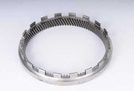 Internal Reaction Gr New OEM 2011 11 PN 24229582 Chevrolet transverse  - $22.28