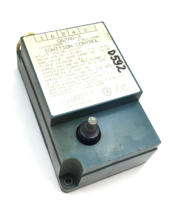 Johnson Controls G67AG-7 Ignition Control Module 24V LH33CZ005 used #D592 - $95.00