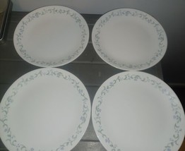 Corning Corelle Set Lot of 4 Country Cottage 10 1/4&quot; Dinner Plates Blue ... - $279.59 MXN