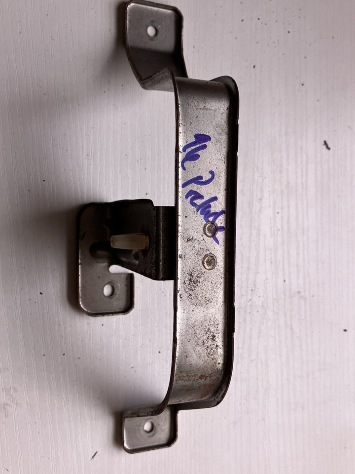 92-96 Honda Prelude Right Passenger Side Pull Handle Bracket Door Panel ... - $19.79