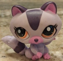 {Littlest Pet Shop} LPS #1622 Lilac Purple Pink RACCOON 2006 &quot;Biggest Stars Set&quot; - £8.80 GBP