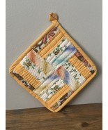 VTG 60s Handmade Yellow Floral Quilt Hot Pad Hanging Potholder Farmhouse 7” - $301.37 MXN