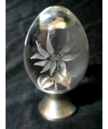 EKENAS LEAD CRYSTAL Egg Paperweight Etched Flower With Stand - Vintage 1... - $20.27 CAD