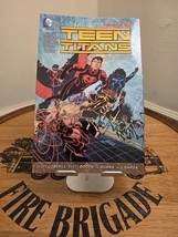 Teen Titans Vol. 2: the Culling the New 52 Paperback Scott Lobdel - $221.96 MXN